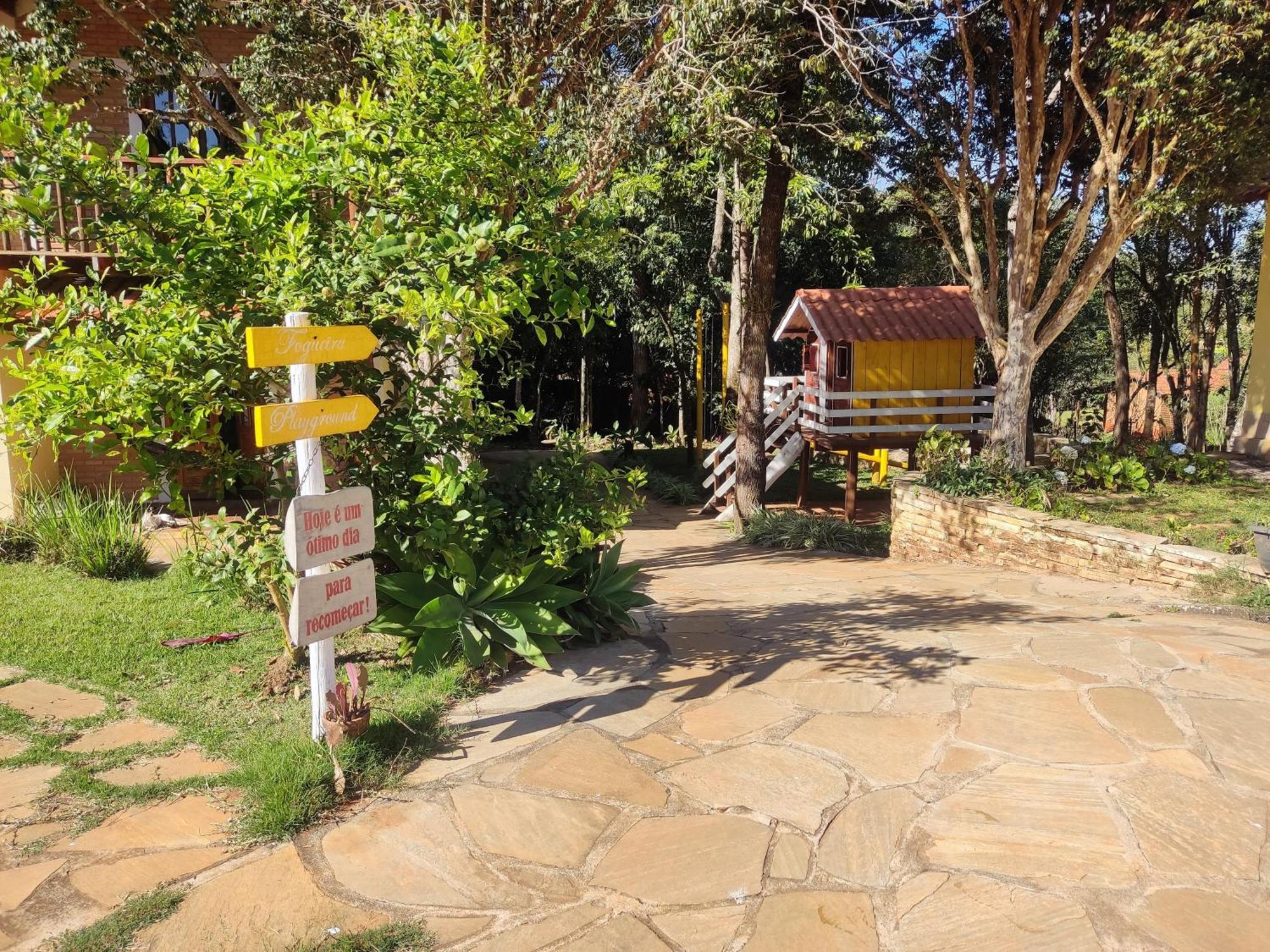 Pousada Muro De Pedra São Tomé das Letras Eksteriør billede